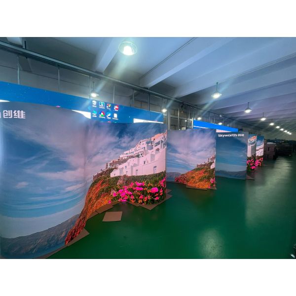 P2.604 flexible LED video wall 500x500mm for stage events brightness 4500cd