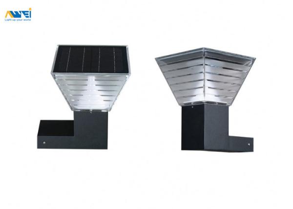 Ip65 intégrés imperméabilisent le réverbère solaire de jardin du parc 5w de voie