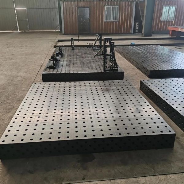 Customizable D28 3D Welding Table with Clamping Accessories Set
