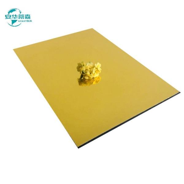 Des feuilles ACP en PVDF/PE revêtues de miroirs personnalisées 1220 x 2440 mm 2-6 mm