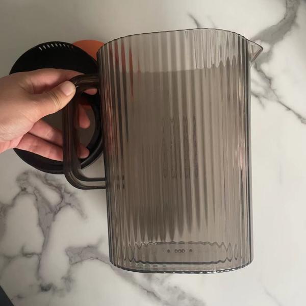 Plastic Water Cup Made of ABS/PA66/PP/PC/PMMA/PSU/PCTG/TPE/TPU/PBT OEM Plastic Molding