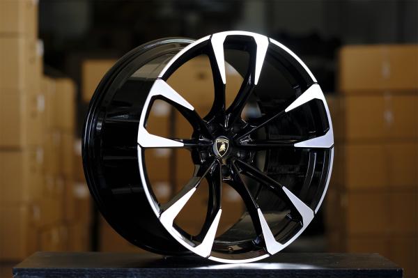 22X11 Forged Alloy Wheels 22 Inch 23 Inch Customized Rims For URUS