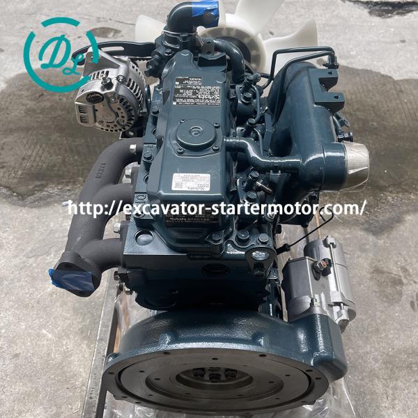 Le moteur diesel Kubota D1703 est de 18,2 kW 2200 tr/min.