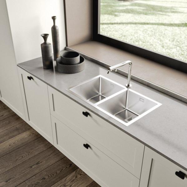 Custom Supply Traditional White Kitchen Furniture Set Solid Wood Cabinets Shaker Style Kitchen Cabinet