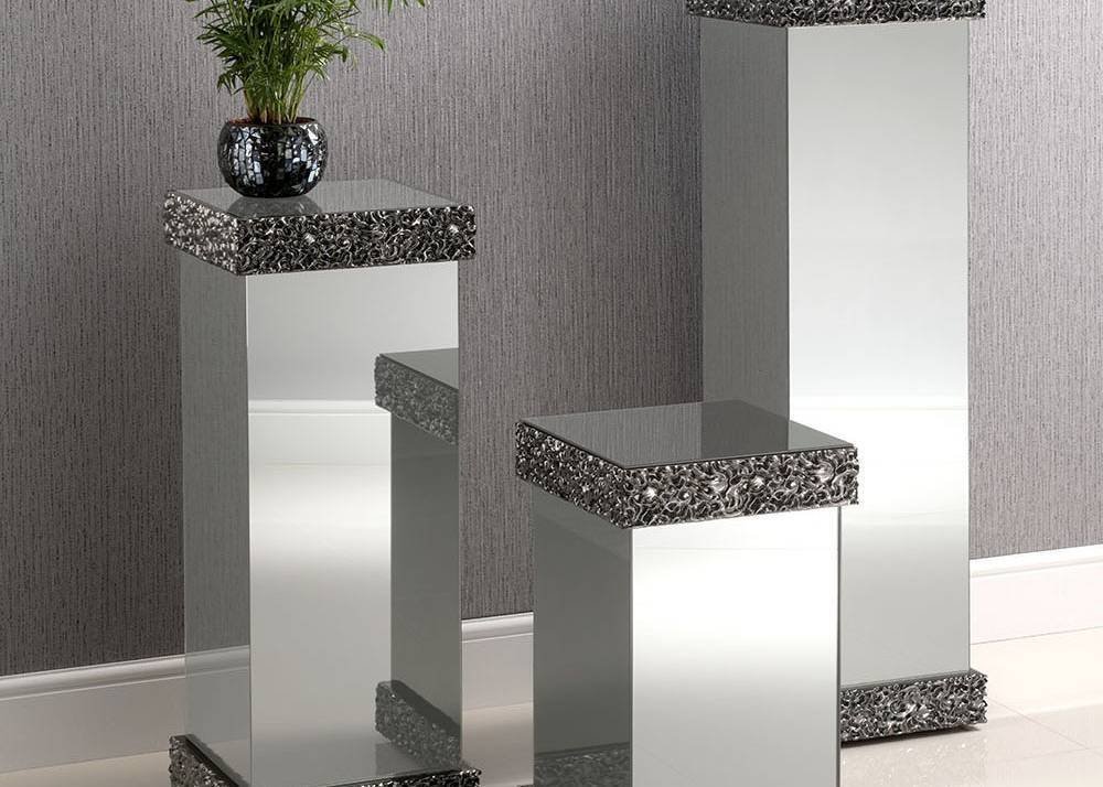 Vesuvio Plinth - General Use Compact Size Footstool with Sturdy Construction
