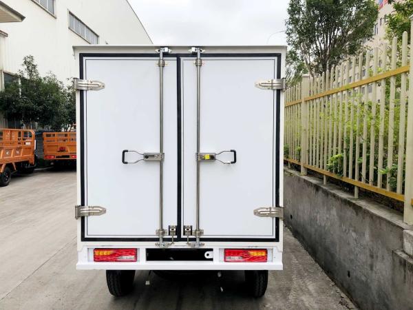 300cc Triciclo fechado de cabine de ferro de 3 rodas com caixa de carga para adultos na Colômbia