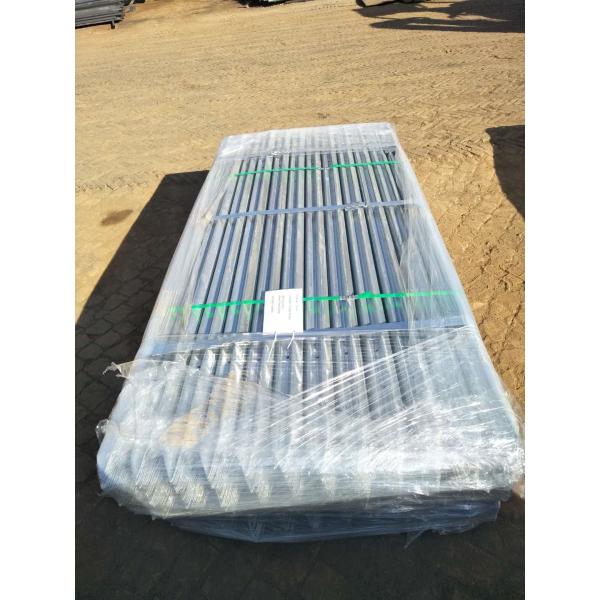 Wearproof 1.8 M Palisade Fencing , 17 Pales Galvanized Security Fencing