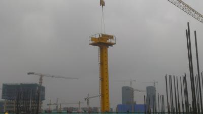 Reliable Concrete Tower Boom 380V / 50Hz High Wear Resistance Bend