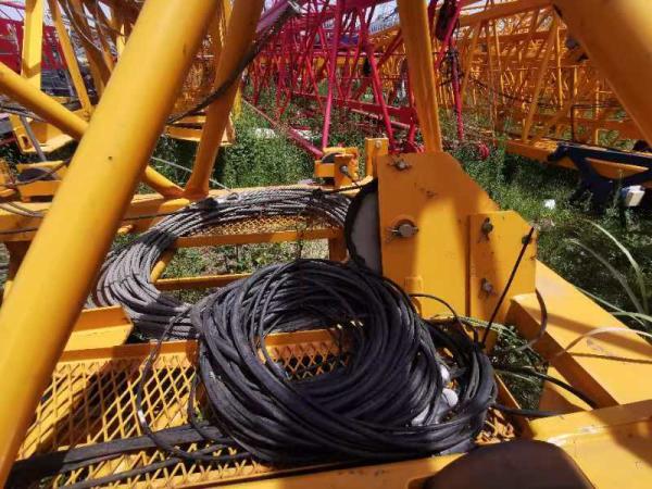 Potain (7032-12) heavy tower crane with high safety standards and high cost performance