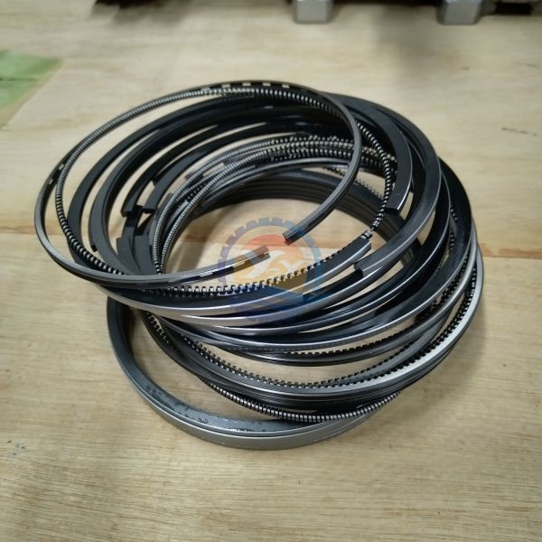 DE12 Piston Ring Set 65.02503-8236 for Doosan Daewoo Excavator Diesel Engine DE12 Ring Set
