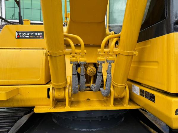 Used Komatsu PC200-8 Excavator For Sale Reliable & Energy-Saving ISO/CE Certified