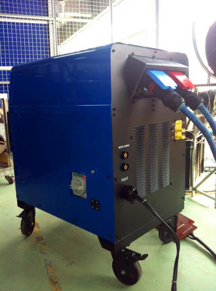 Máquina de endurecimiento por inducción de doble unión simultánea de 380V de 3 fases.
