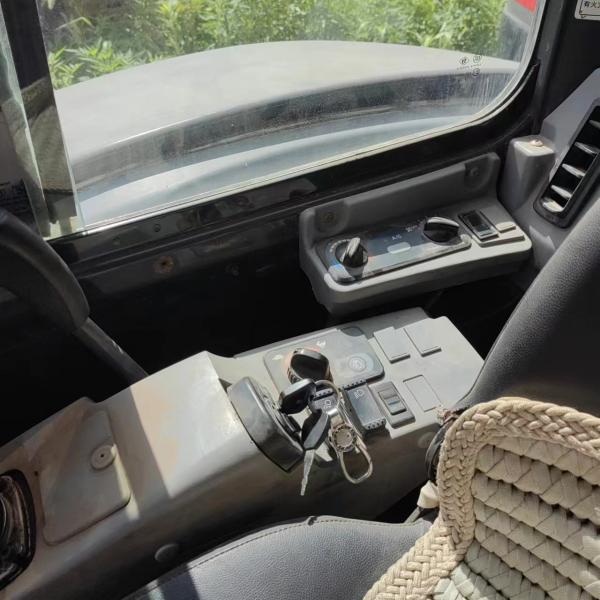 Cylindre hydraulique d'origine utilisée Kubota Kx165 Mini-excavatrice 6t pour les travaux de construction