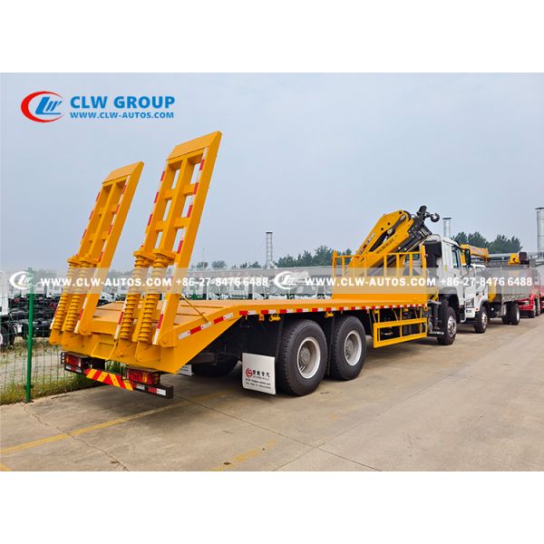 Sinotruk HOWO 6x4 Flatbed Wrecker Truck with 10 Ton Knuckle Boom Crane