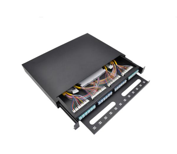 多重モードのピグテールの光ファイバ ケーブルSC/PC FTTH箱のための0.9 Mm