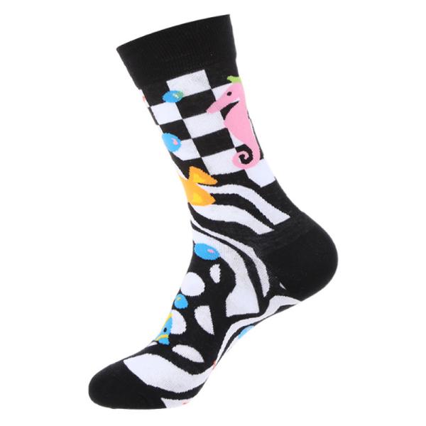 Low MOQ Custom Creative New Designer Fashion Mens Cotton Crew Socks Manufacturer
