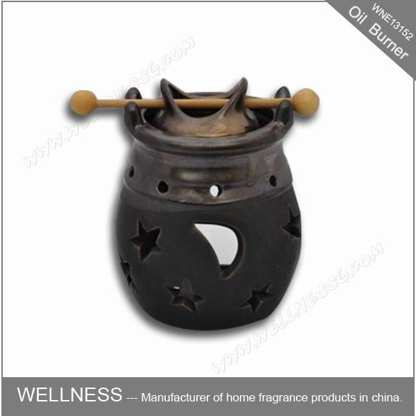 Classic Design Decorative Scented Oil Burners Ceramic Vase Shaped For Office