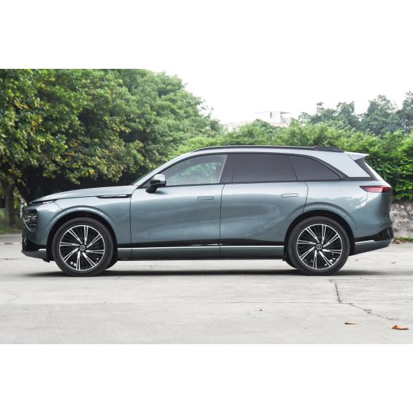 Highly 2023 Xiaopeng G9 Performance EV Car with 702km Range and Max Speed of 200 Km/h