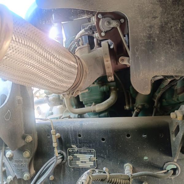 Professional Cement Mixer Truck for Building Contractors and 30 Day Return refunds
