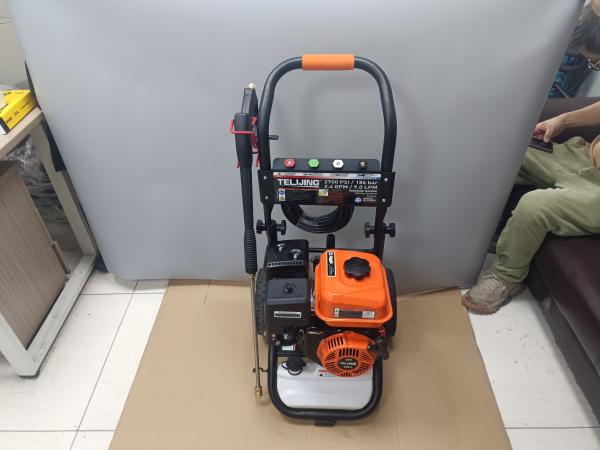 OEM Gasoline High Pressure Washer 2900PSI/200Bar with Cleaner and Max. Pressure 2.5Mpa