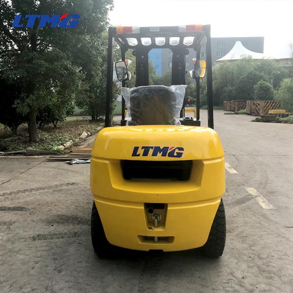 1670mm Long Small Fork Truck , 4.5m 2 Stage Mast Forklift 3.5 Ton 500mm Load Center
