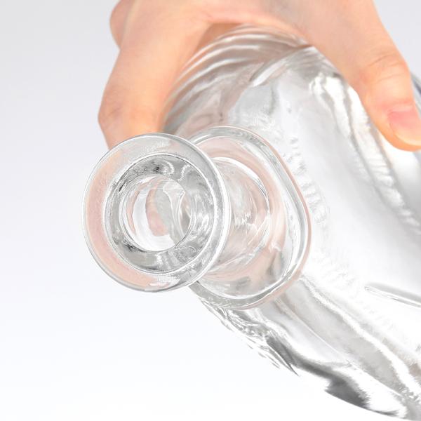 Clear Glass 500ml 750ml Triangle Shape Liquor Rum Gin Whisky Alcoholic Tequila Bottle