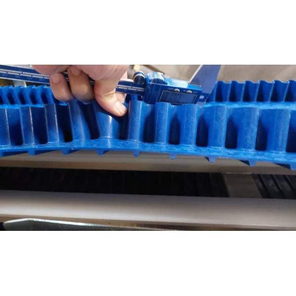 Flanc latéral en PU antibactérien sans renfort textile pour bande transporteuse de qualité alimentaire