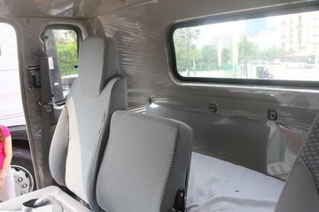 Используемый вес загрузки тележки груза Sinotruck Howo тележек топлива 8-10 4×2 привода тонн привода режима правого