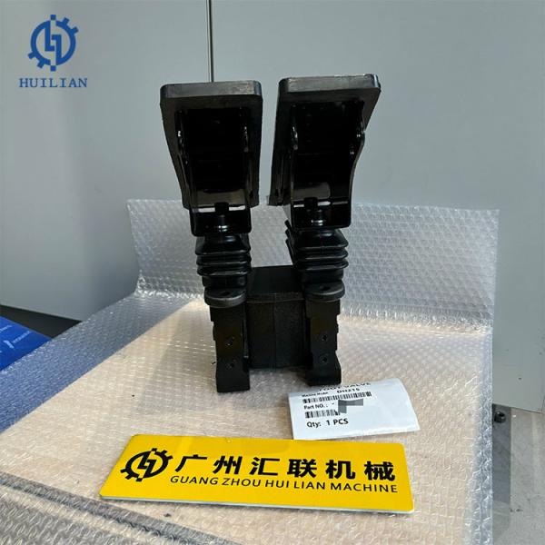 DH215 DH220 DH225 DH300 Excavator Hydraulic Breaker Hammer Two-way Foot Pedal Valve Excavator Spare Parts Foot Pedal Valve