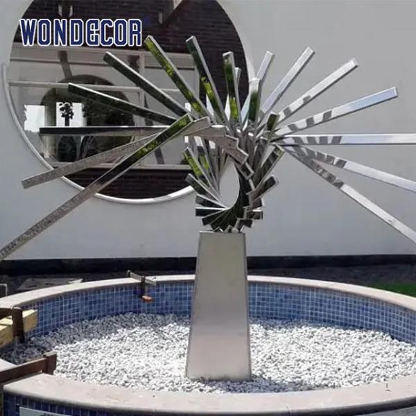 Outdoor Metal Garden Statue Abstract Spiral Geometric Rectangular