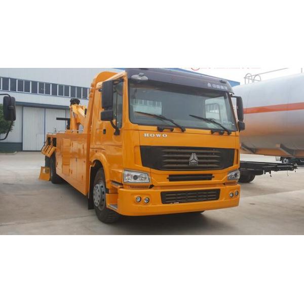 Sinotruk HOWO tow truck wrecker ZZ1167N5618W 10 ton with crane lift arms