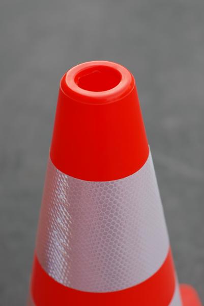45cm Chile Standard PVC Road Maintance Safety Cone