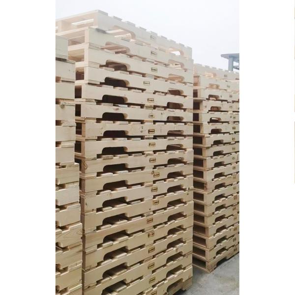 Warehouse Storage 4 Way Block Pallet Reinforced Durable Heat Treated Wood Pallets