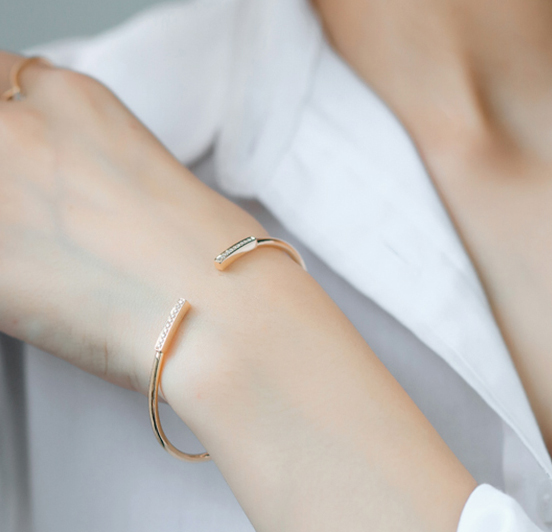 набор Bangle круга Bangle 4.0g диаманта золота 0.12ct 18K открытый