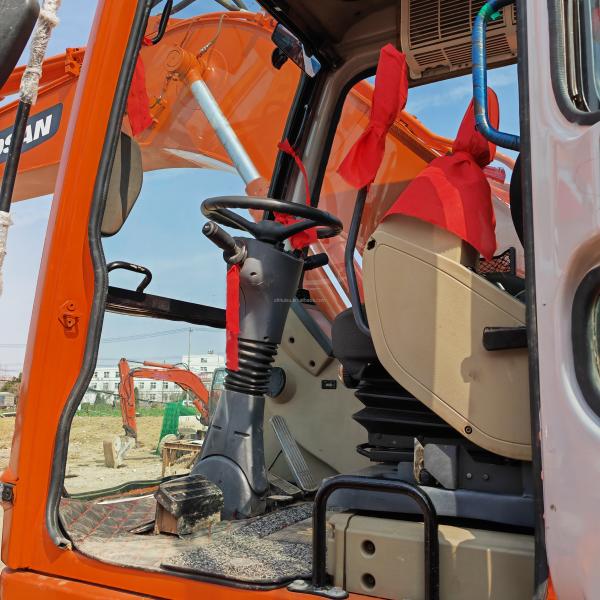 90 New Wheeled Excavator Second Hand DOOSAN DH150W-7 Used 4 Wheeled Digger