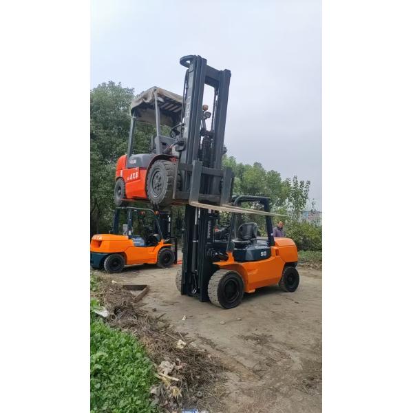 Toyota 50 Used Diesel Forklift 5 Ton Loading Capacity 1800mm Fork Length