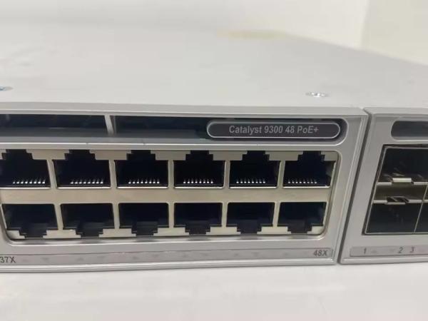 Commutateur réseau de la série C9200 avec 48 ports Poe Commutateur original C9200-48P-A Commutateur C9200-48P-E