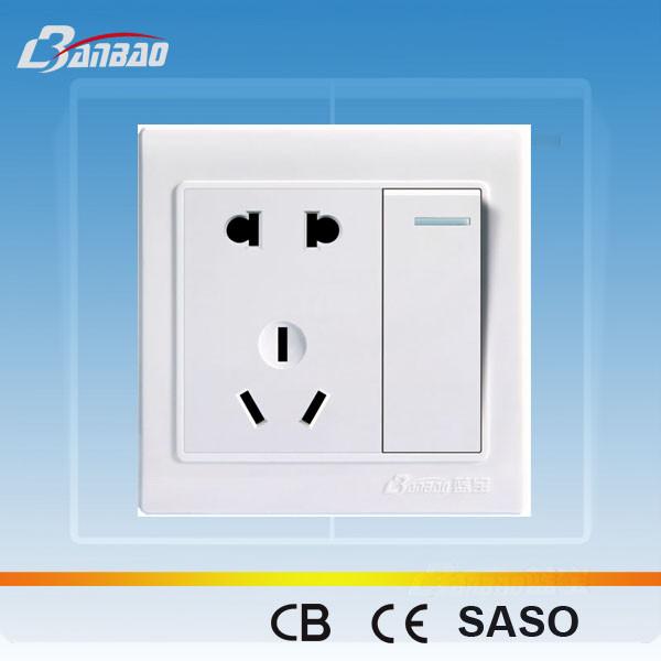 LK4018- A 1gang+ 2pole + 3pin PC flush type wall socket