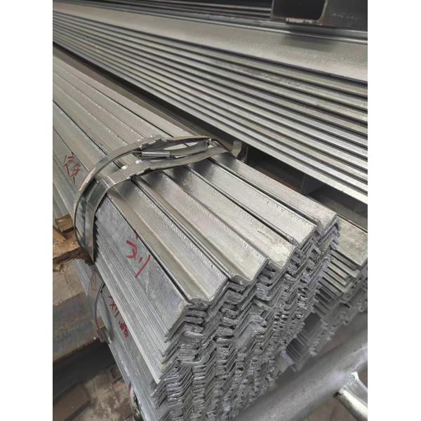 Building Industrial Carbon Equal Iron Equal Angle Steel with Competitive 40x40x4mm