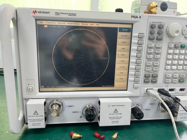 Agilent N5245A  50 GHz Pna X Network Analyzer High Dynamic Range