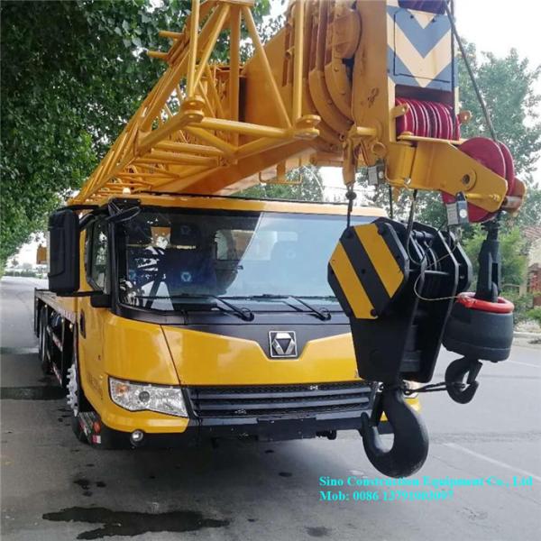 Guindaste telescópico 25t do caminhão da confiança alta para o transporte urbano da construção