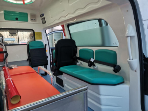 Medical Mercedes Benz Ambulance Gasoline 7 Seats 4×2 White