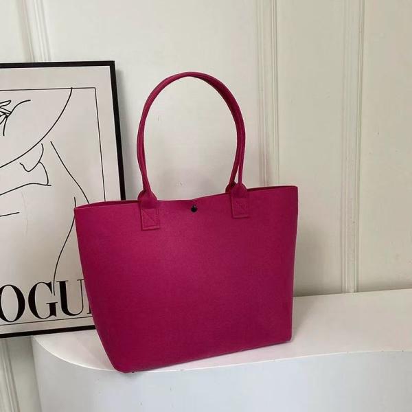 Wholesale Fashion Felt Handbags Custom Logo Colorful Felt Shopping Gift Bag Felt Tote Bag Custom Logo Eco-Friendly Casual Large Capacity Felt Tote Women Felt Bag Handbags Wool Felt Shopping Bag