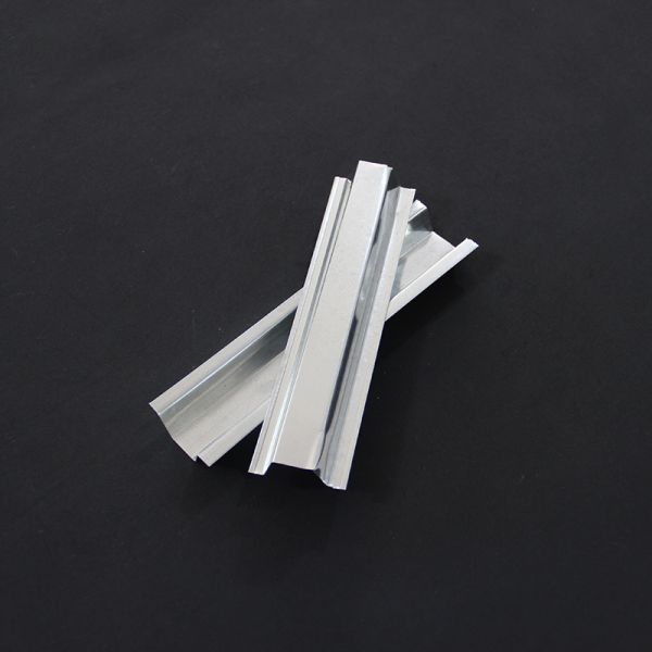 Carbon Steel Galvanized Steel Framing Studs Rustpro 2m 3m DIN975