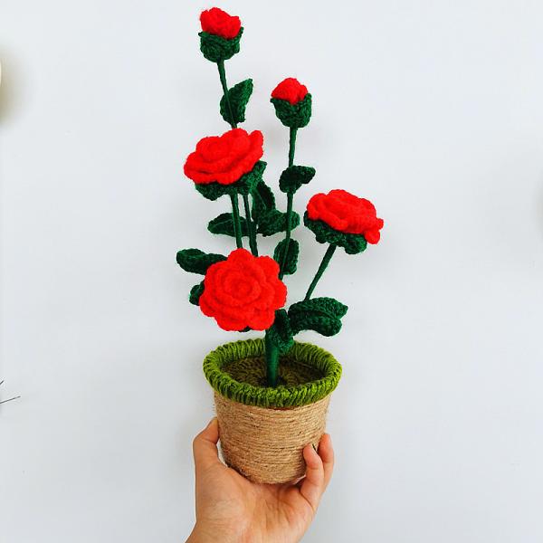 New Creative Luxury Handmade Crochet Knitting Plants Flowers Handicraft Home Decorations Crochet Flower