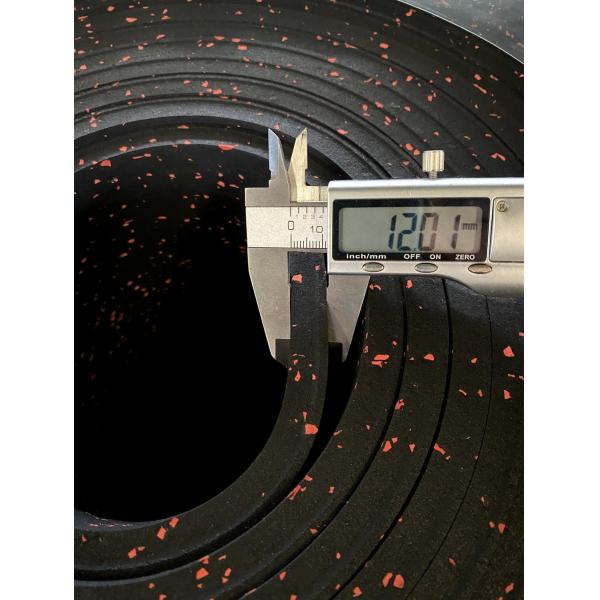 Rubber Flooring Rolls Available in 3~20mm for Health Club and Home Gyms