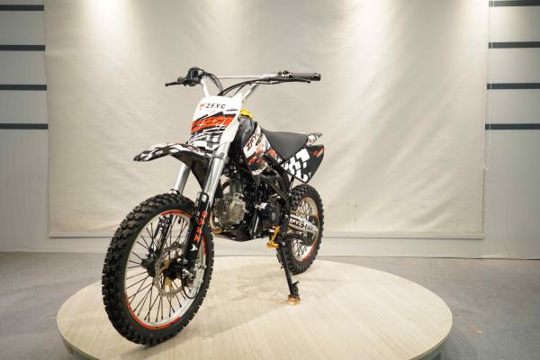 Motorcross 110CC Disco/Tambor Frenos e Sistema de Acionamento de Cadeia para Motocicleta de Aventura