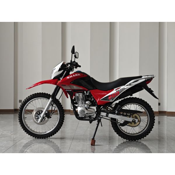 Moto tout-terrain quatre temps refroidie par air 150cc Dirt Bike homologuée route 90km/h