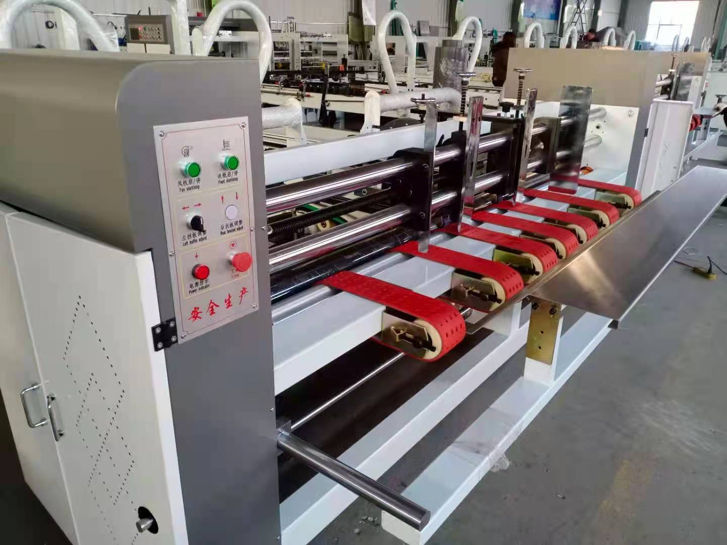12kw гофрировало машину Gluer папки коробки автоматическую