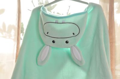 Polyester Wrap Around Throw Blanket Breathable Sweatshirt Fleece Thin Flannel Blanket